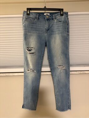Kensie Light Blue Distressed Ankle Jeans